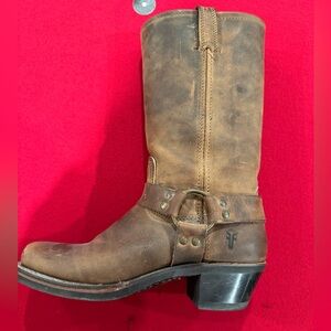 Fyre Harness boots 7.5 M